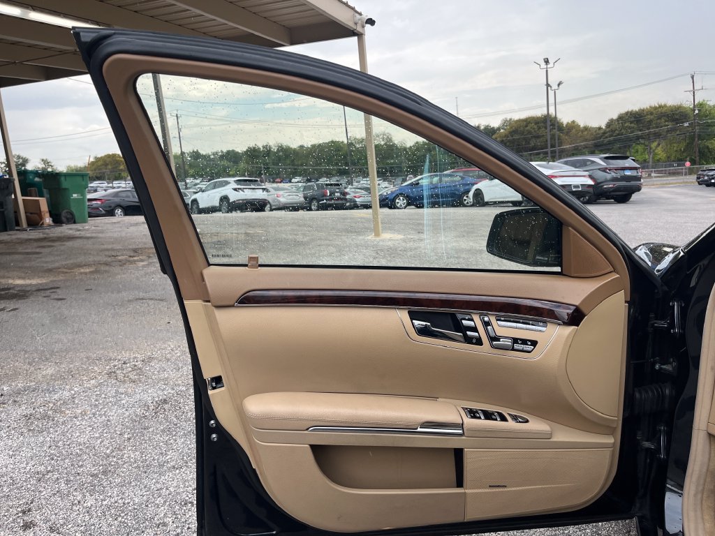 Used 2013 Mercedes-Benz S 550 image 11