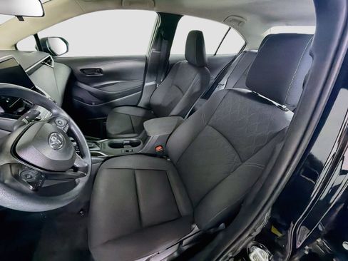 Used 2025 Toyota Corolla LE FWD image 13