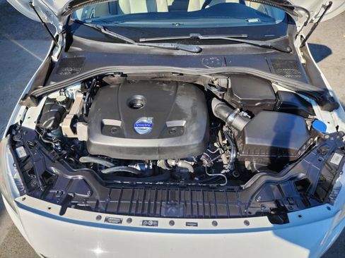 Used 2015 Volvo S60 T5 Premier image 26