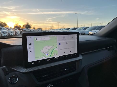 Used 2025 Ford Explorer ST image 35