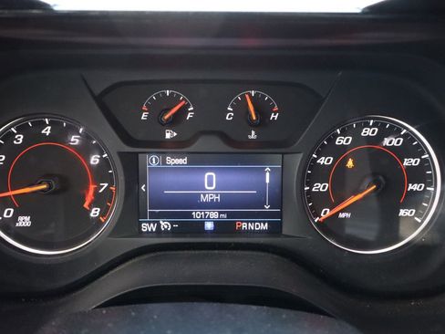 Used 2020 Chevrolet Camaro LT RWD image 9