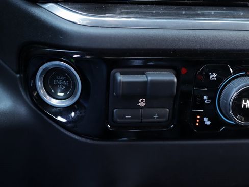 Used 2024 Chevrolet Silverado 1500 LTZ w/ Technology Package image 20