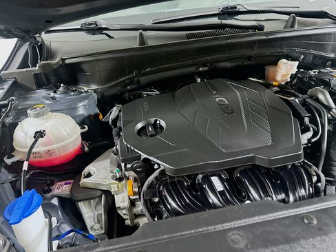 Used 2024 Kia Sportage LX image 31