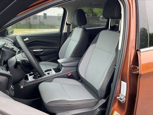 Used 2017 Ford Escape SE AWD/4WD image 23