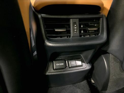 Used 2025 Lexus ES 300h w/ Luxury Package image 33