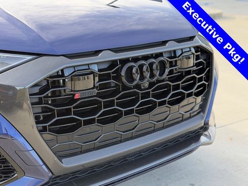 Used 2021 Audi RS Q8 4.0T w/ Carbon Optic Package image 4