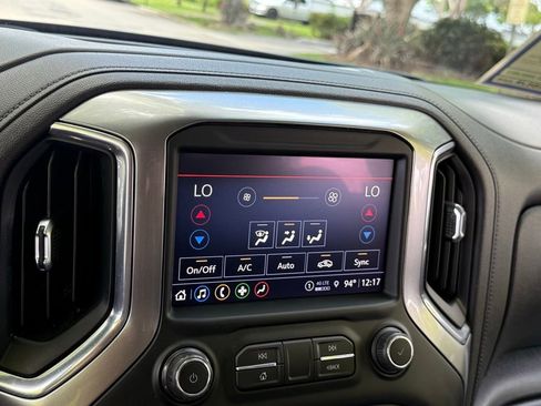 Used 2021 Chevrolet Silverado 1500 LTZ RWD image 22