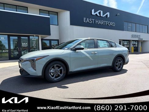 New 2026 Kia K4 FWD image 1