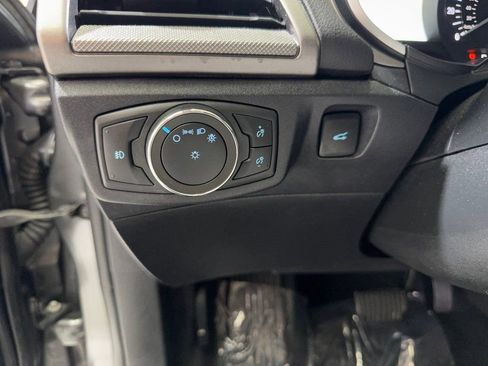 Used 2020 Ford Fusion SE w/ Equipment Group 151A image 21