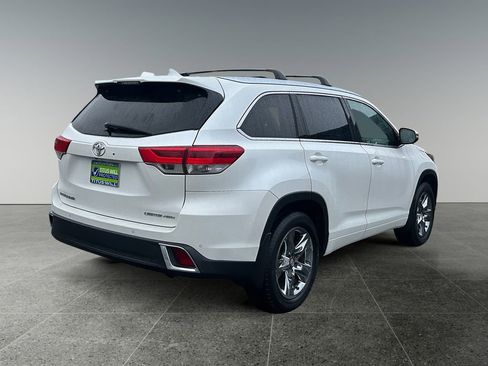 Used 2018 Toyota Highlander AWD V6 image 7