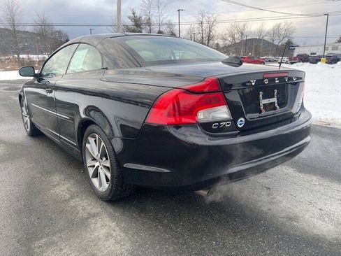 Used 2011 Volvo C70 T5 image 3