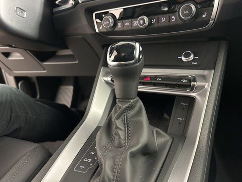 New 2025 Audi Q3 2.0T Premium image 23