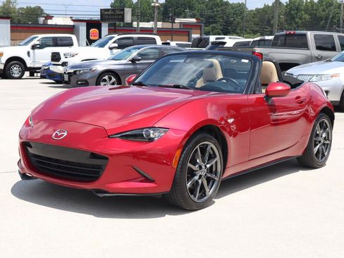 Used 2016 MAZDA MX-5 Miata Grand Touring RWD image 33