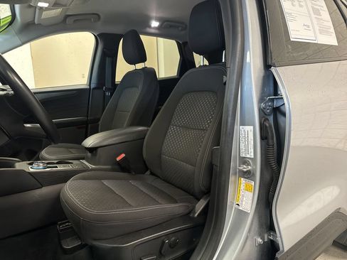 Used 2024 Ford Escape Active AWD/4WD image 8