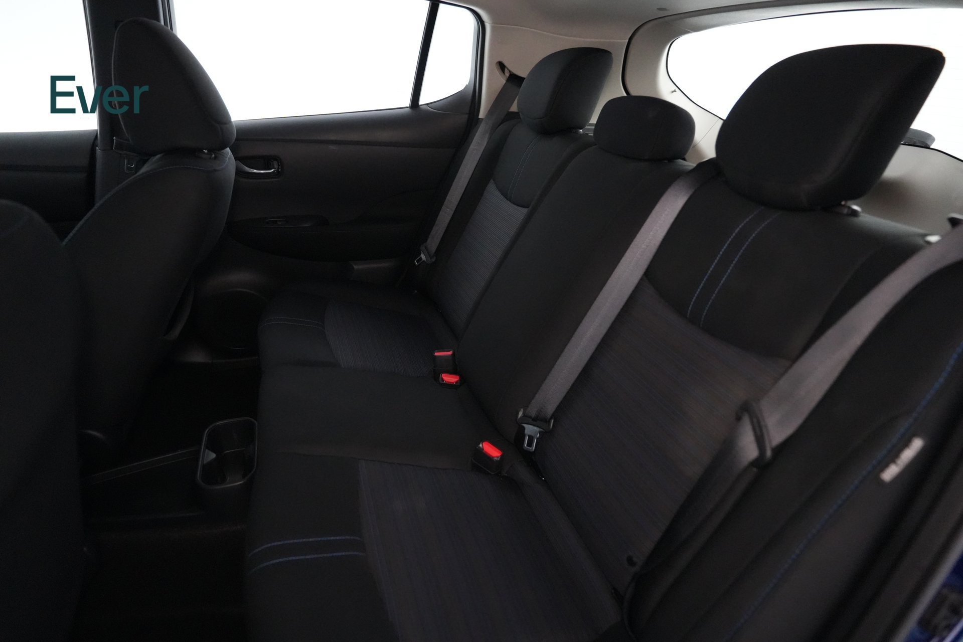 Used 2025 Nissan Leaf S FWD image 24