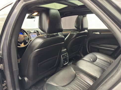 Used 2017 Chrysler 300 C Platinum w/ Safetytec Group II image 26