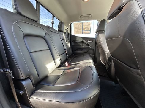 Used 2022 GMC Canyon Elevation image 19