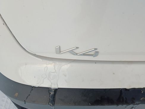 Used 2025 Kia K4 LXS image 11