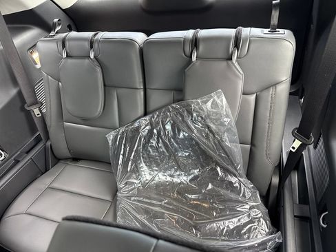 New 2026 Ford Explorer Active w/ Active Comfort Package RWD image 25