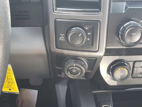 Used 2020 Ford F150 XLT w/ Equipment Group 302A Luxury AWD/4WD image 16