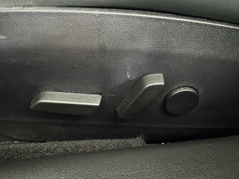 Used 2020 Tesla Model 3 Long Range image 31