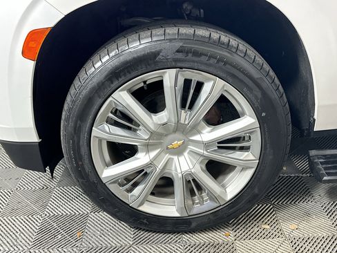 Used 2021 Chevrolet Suburban High Country image 39