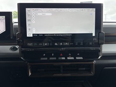 Used 2025 GMC Hummer EV 3X w/ LPO, Cargo Utility Package AWD/4WD image 19