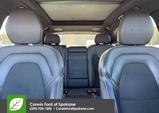 Used 2019 Volvo XC60 T8 R-Design w/ Advanced Package AWD/4WD image 35