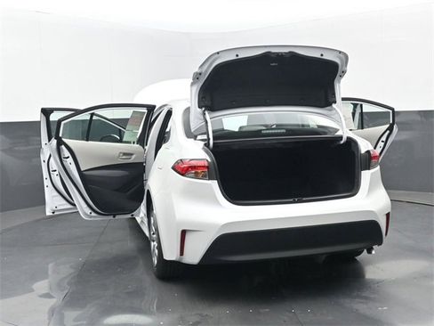 New 2026 Toyota Corolla LE image 28