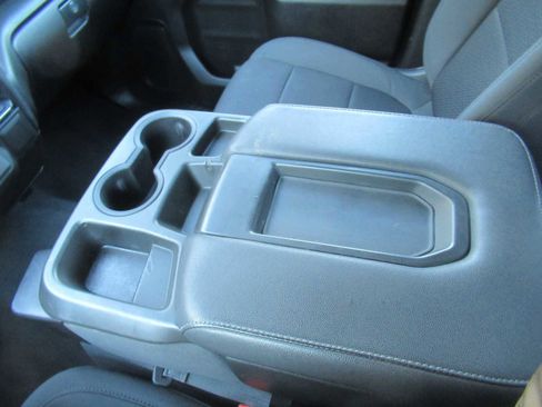 Used 2022 Chevrolet Silverado 2500 Custom w/ Custom Convenience Package image 39