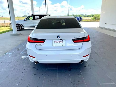 Used 2023 BMW 330i Sedan w/ Driving Assistance Package image 6