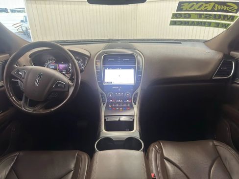 Used 2016 Lincoln MKX Reserve w/ Technology Package image 14