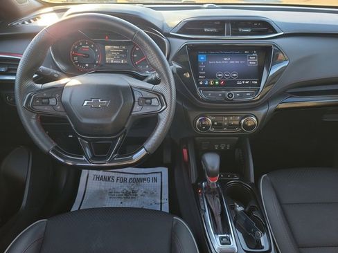 Used 2023 Chevrolet TrailBlazer RS w/ Convenience Package image 12