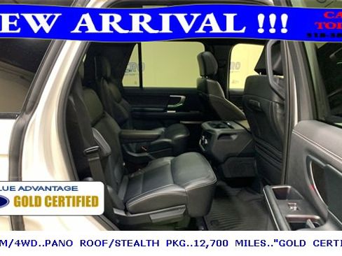 Certified 2025 Ford Expedition Platinum w/ Stealth Appearance Package image 16