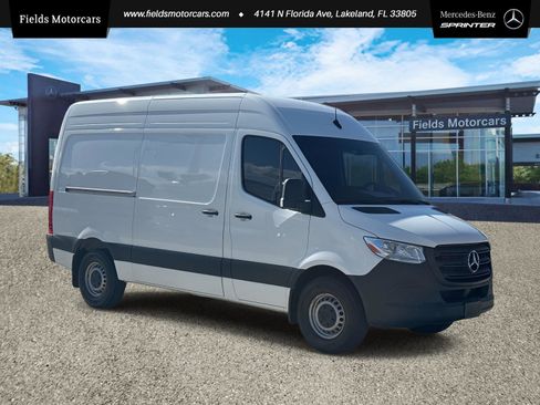 Used 2024 Mercedes-Benz Sprinter 2500 image 1
