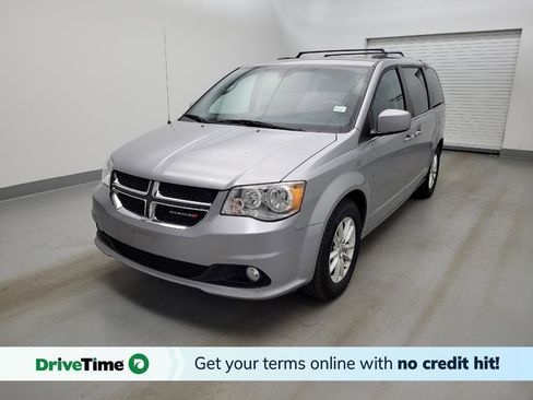 Used 2018 Dodge Grand Caravan SXT FWD image 1