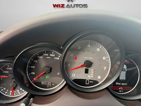 Used 2014 Porsche Cayenne S image 18