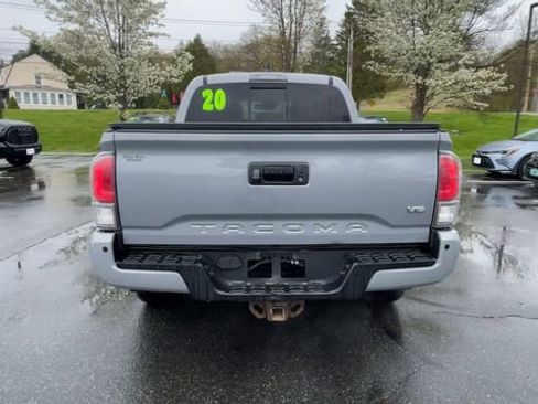 Certified 2020 Toyota Tacoma TRD Off-Road w/ TRD Premium Off Road Package AWD/4WD image 7