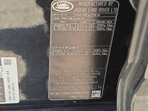 Certified 2024 Land Rover Defender 110 V8 image 35