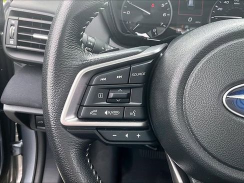 Used 2025 Subaru Outback Premium AWD/4WD image 18