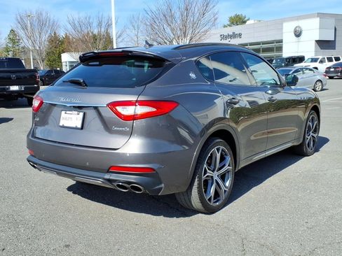 Used 2019 Maserati Levante GTS AWD/4WD image 17