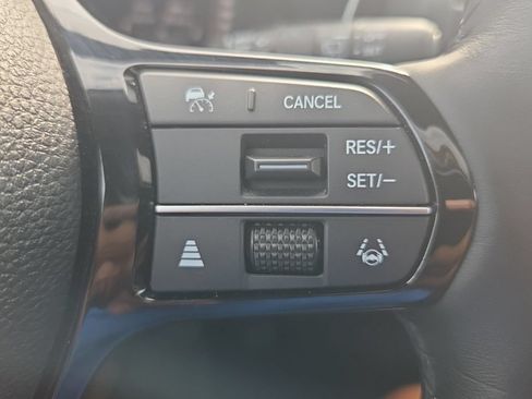 Used 2024 Honda Pilot Elite image 35