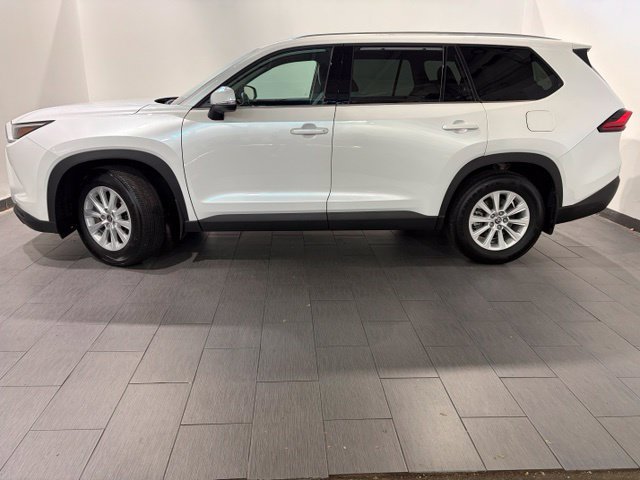 Used 2024 Toyota Grand Highlander AWD image 2
