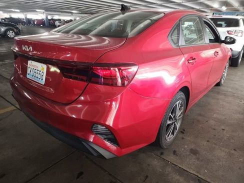 Used 2024 Kia Forte LXS FWD image 2