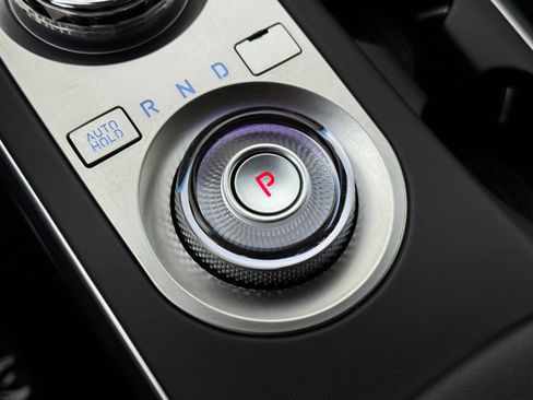 Used 2024 Genesis Electrified GV70 Advanced image 34