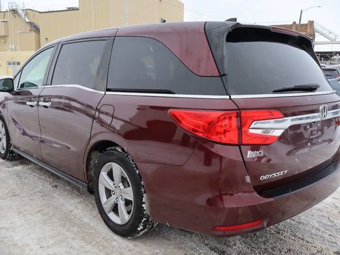 Used 2018 Honda Odyssey EX-L image 4
