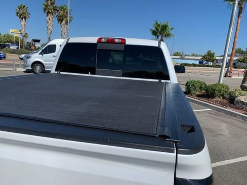 Used 2018 GMC Sierra 1500 Denali AWD/4WD image 9