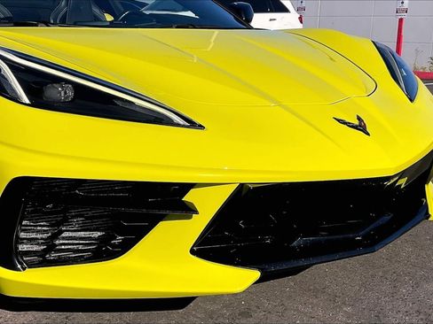 Used 2023 Chevrolet Corvette Stingray Convertible w/ LPO, Roadside Safety Package image 20