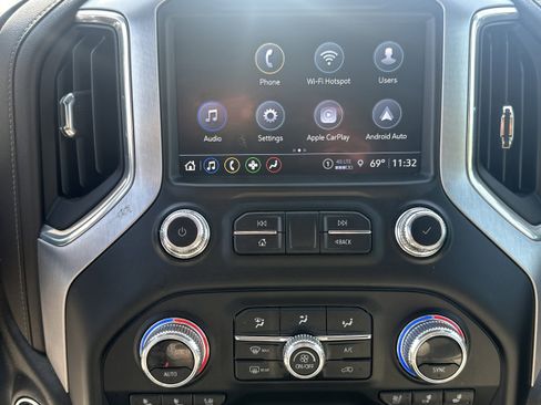 Used 2023 GMC Sierra 2500 SLT w/ SLT Convenience Package AWD/4WD image 26