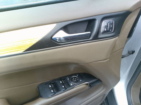 Used 2016 Lincoln MKC Reserve w/ Lincoln MKC Climate Package image 18